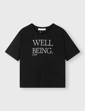 Cargar imagen en el visor de la galería, Camiseta Well Being Black