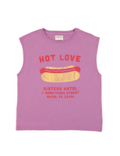 Cargar imagen en el visor de la galería, Camiseta Hot Love