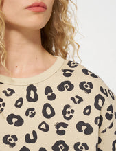 Cargar imagen en el visor de la galería, Sudadera Raw Leopard