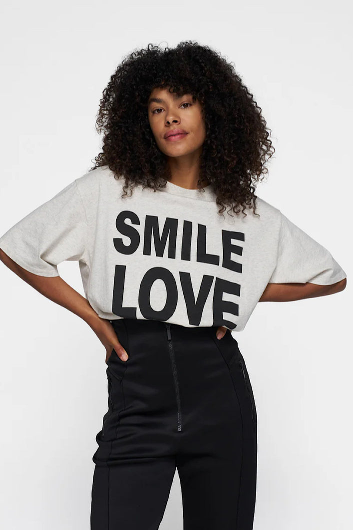 Camiseta Smile Love