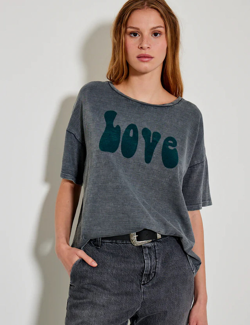 Camiseta Love Steel